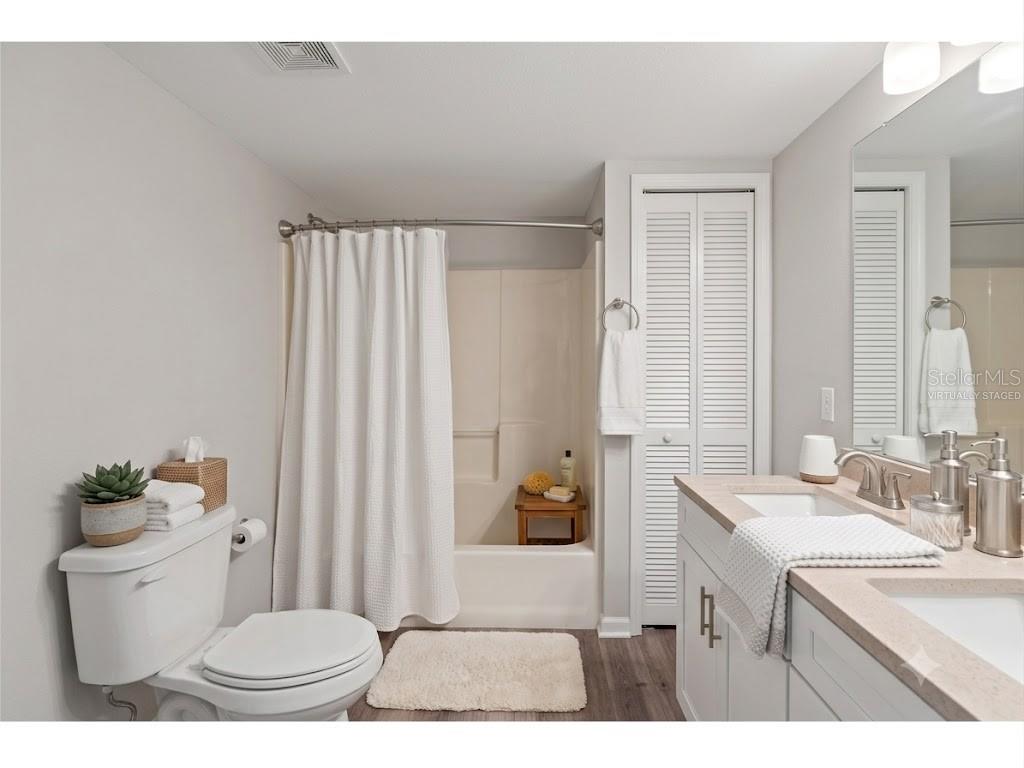 14521 CATALINA CIR — photo 21