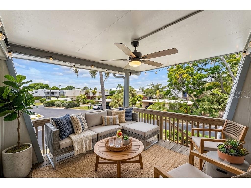 14521 CATALINA CIR — photo 2
