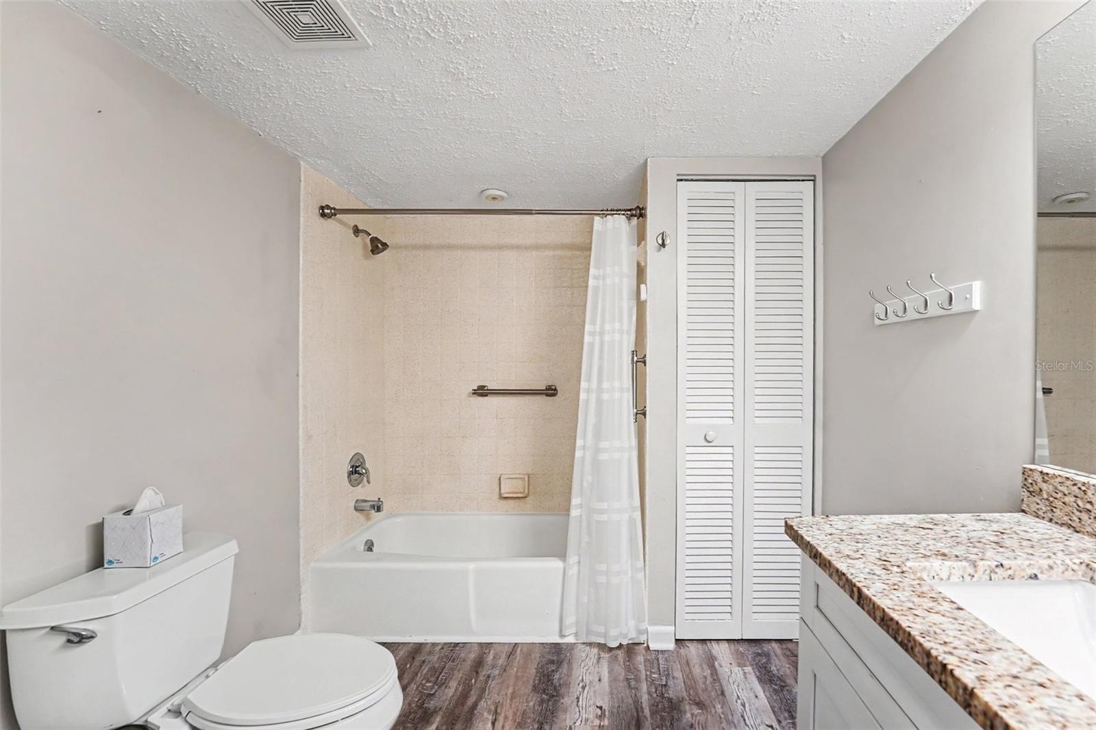 14521 CATALINA CIR — photo 22