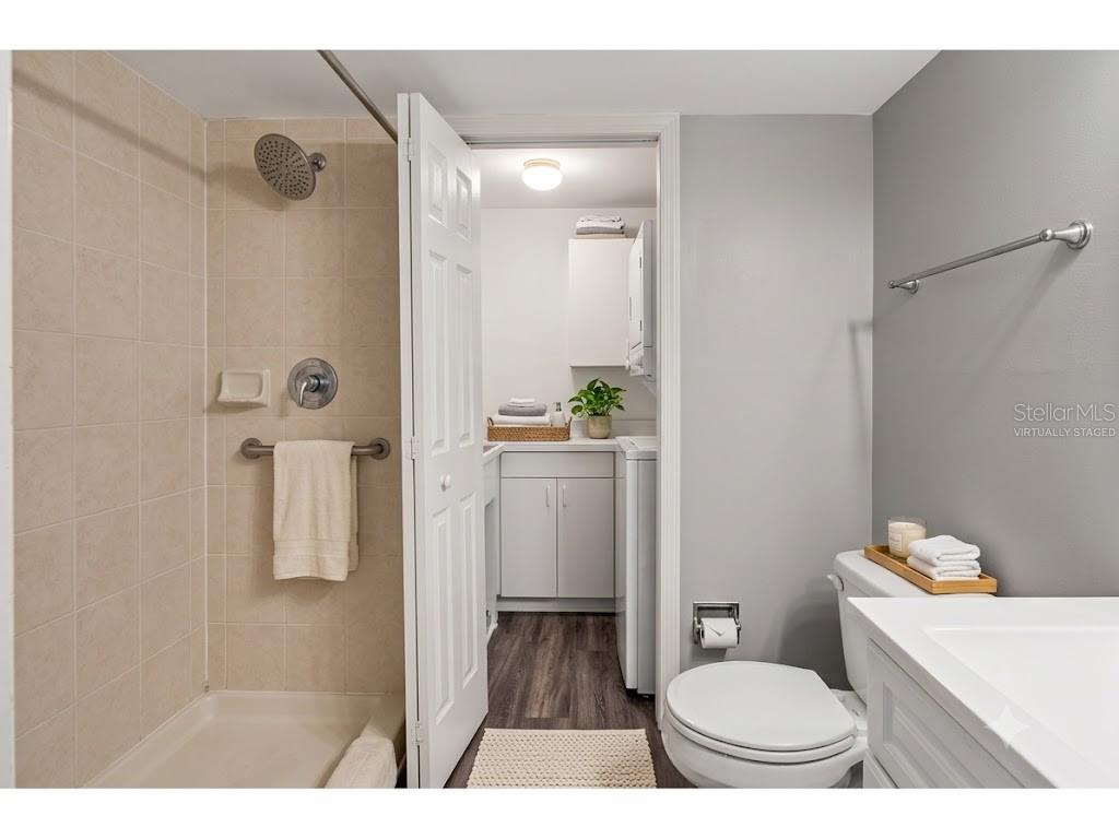14521 CATALINA CIR — photo 10