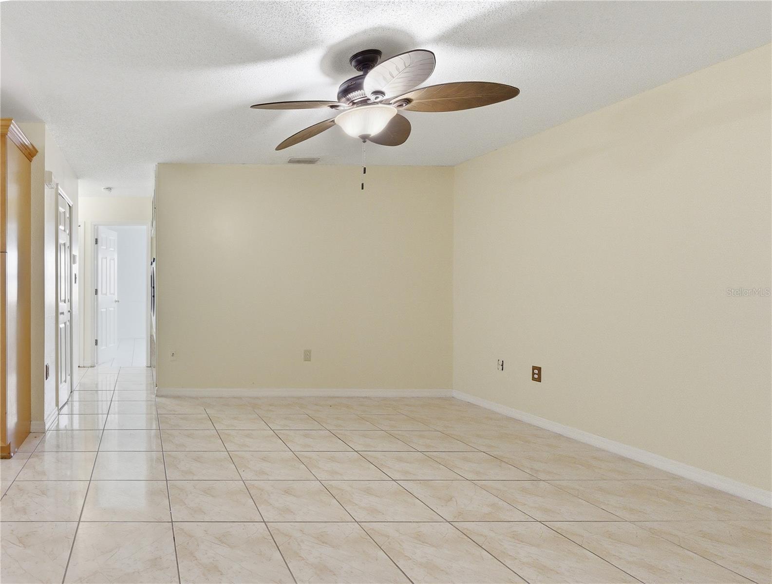 4416 N CLARK AVE #13 — photo 11
