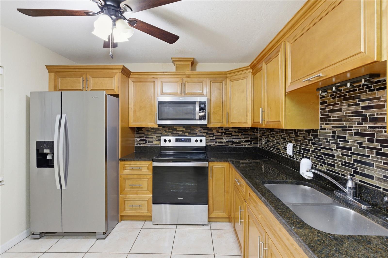 4416 N CLARK AVE #13 — photo 16