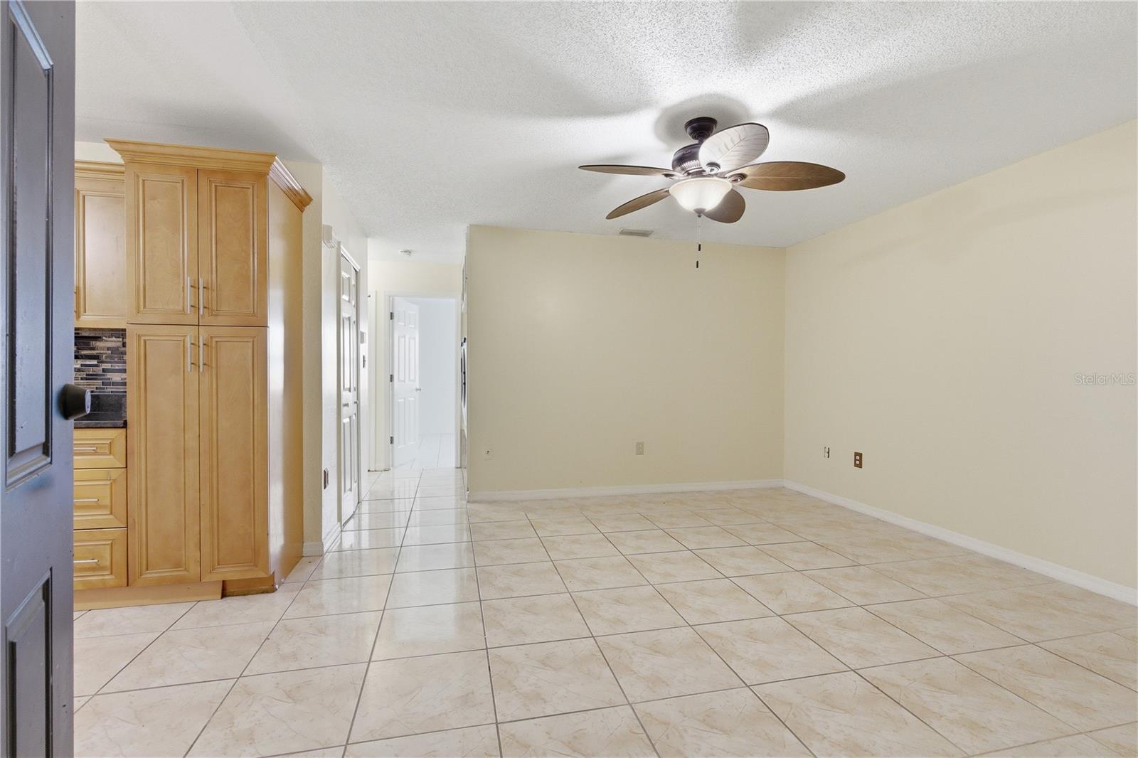 4416 N CLARK AVE #13 — photo 8