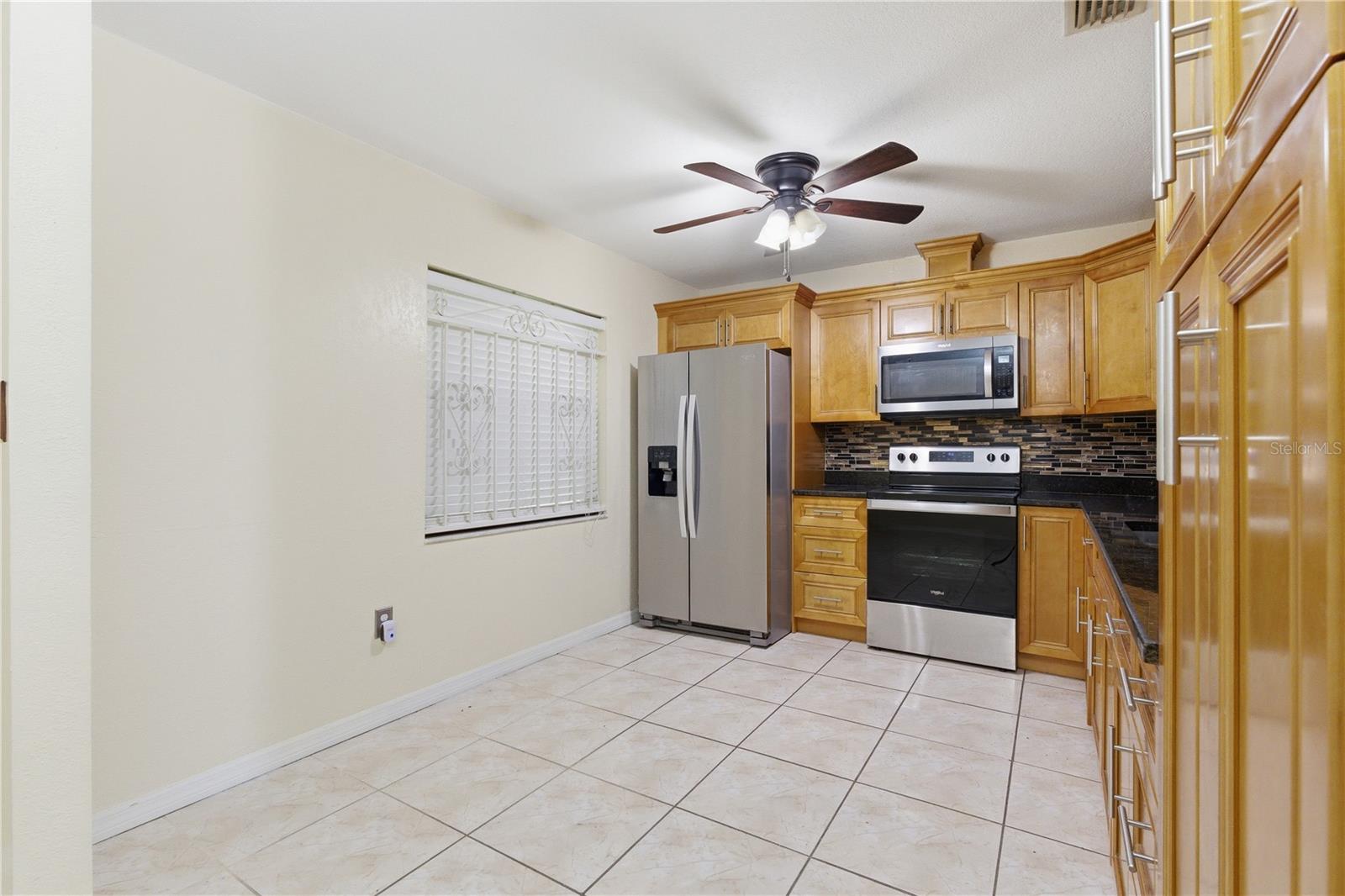 4416 N CLARK AVE #13 — photo 15