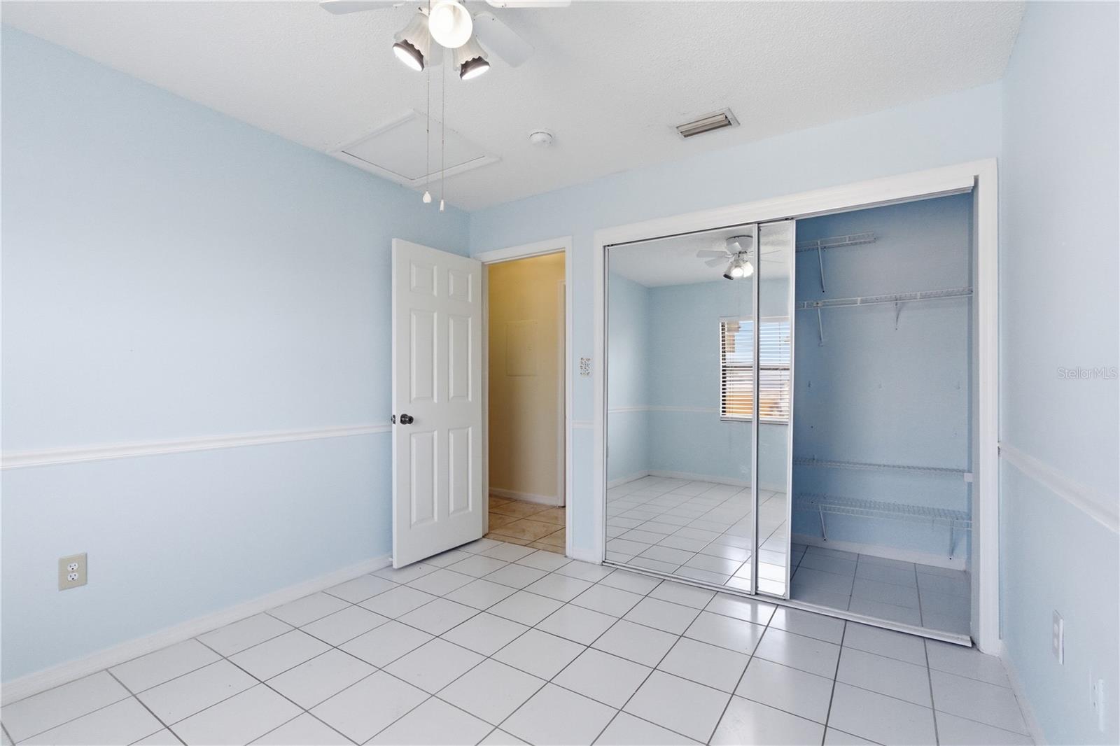 4416 N CLARK AVE #13 — photo 21
