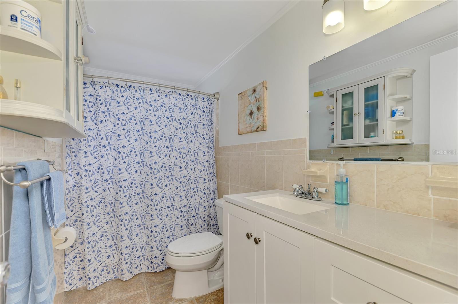 1460 CORTES DR — photo 23