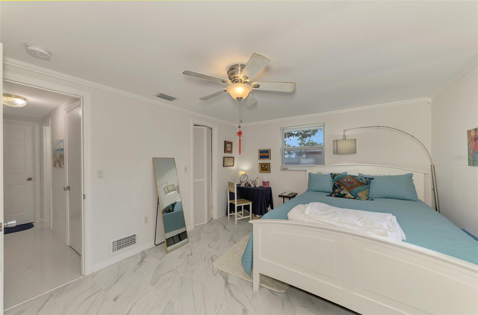 1460 CORTES DR — photo 25