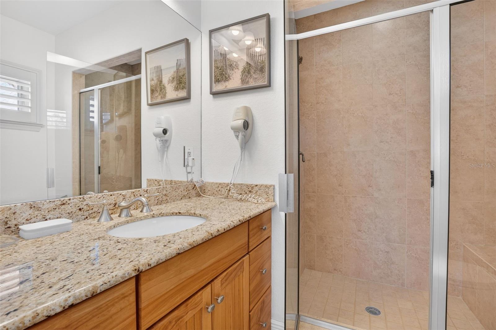 831 MANDALAY AVE — photo 31