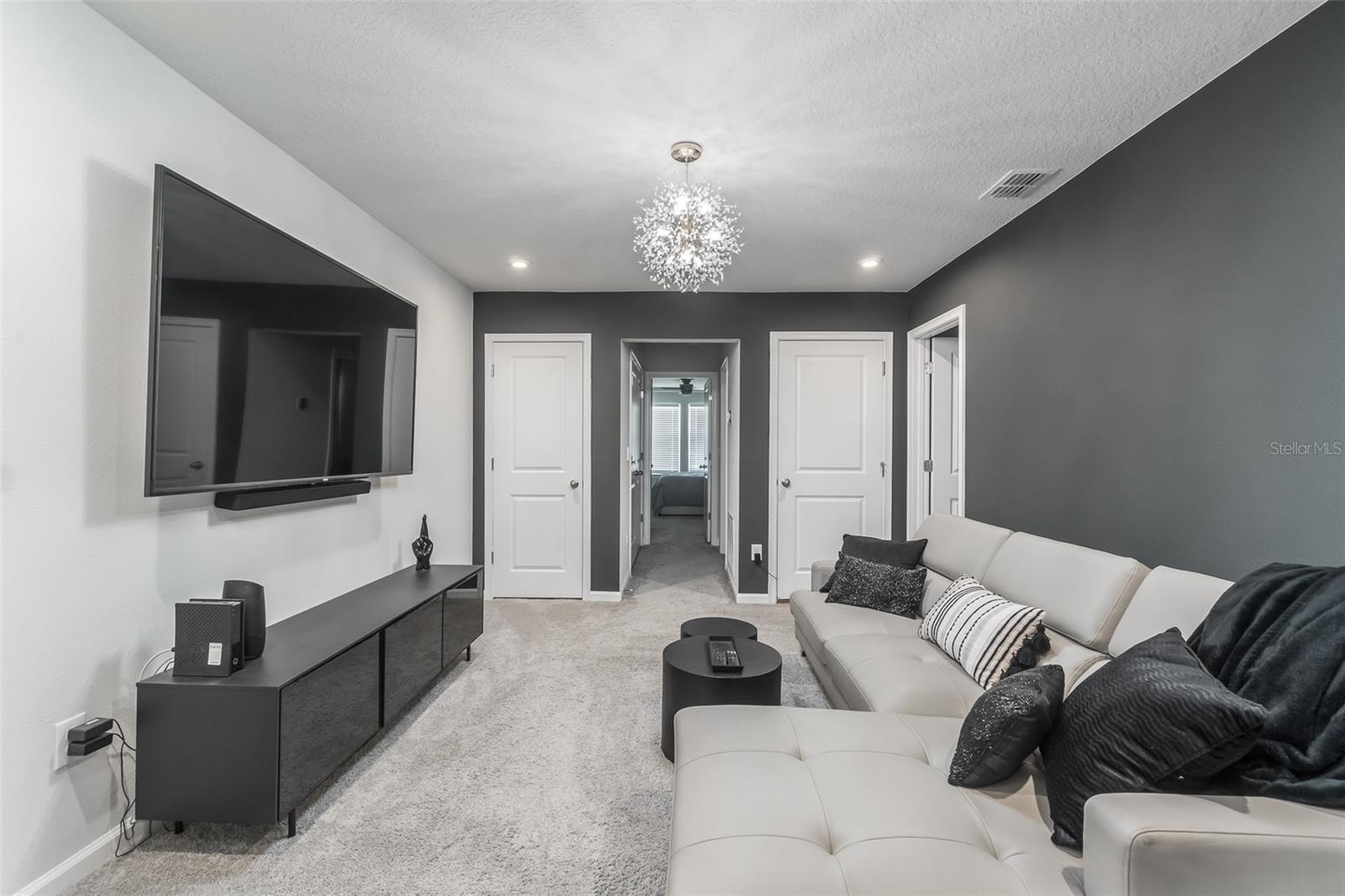 8518 PRIMROSE WILLOW PL — photo 18