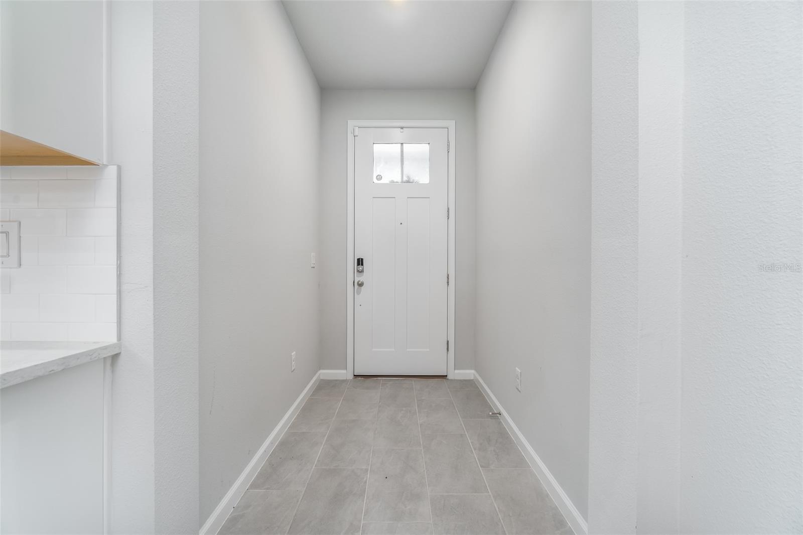 8518 PRIMROSE WILLOW PL — photo 4