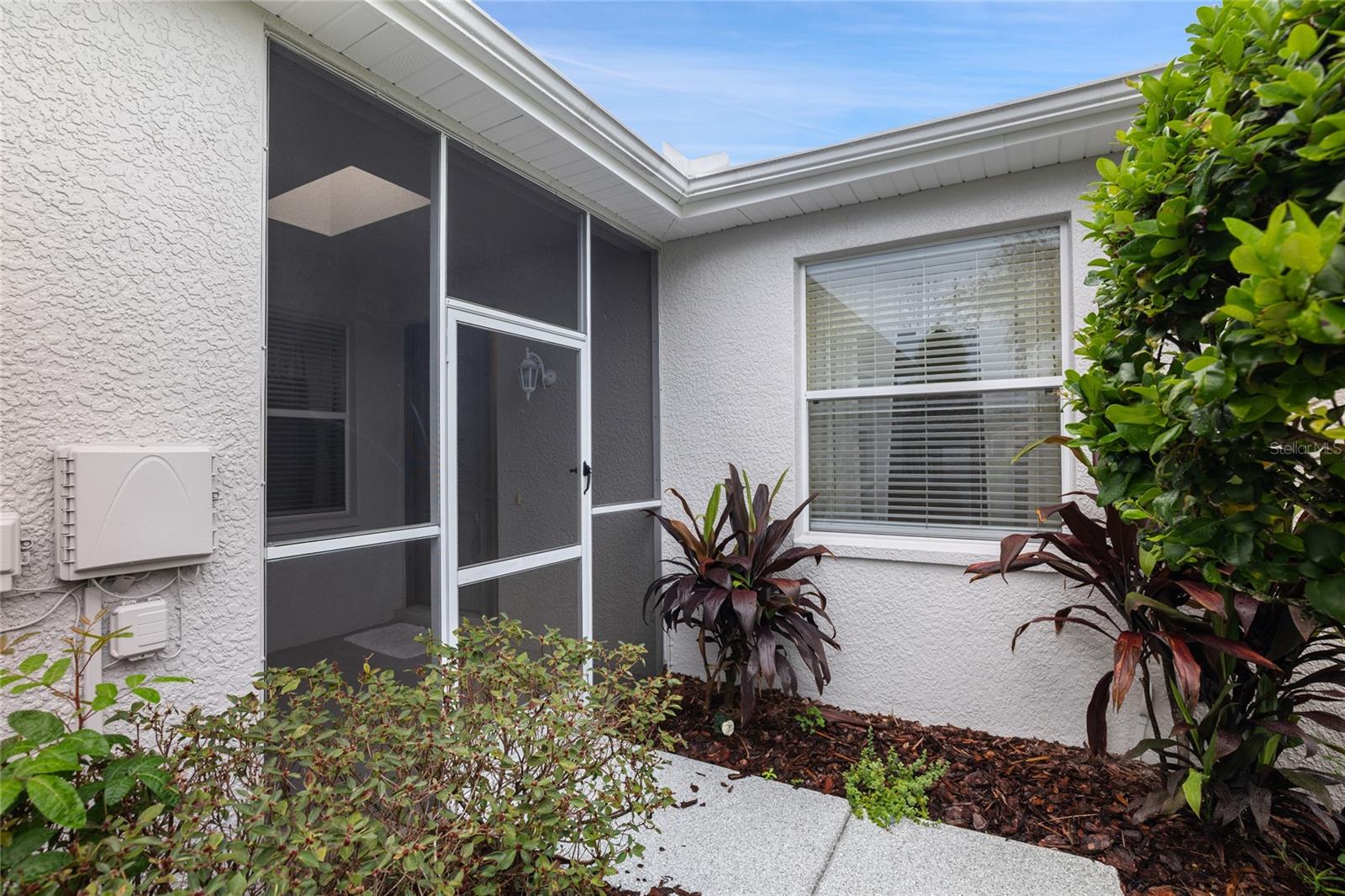 7245 CLEOPATRA DR — photo 21