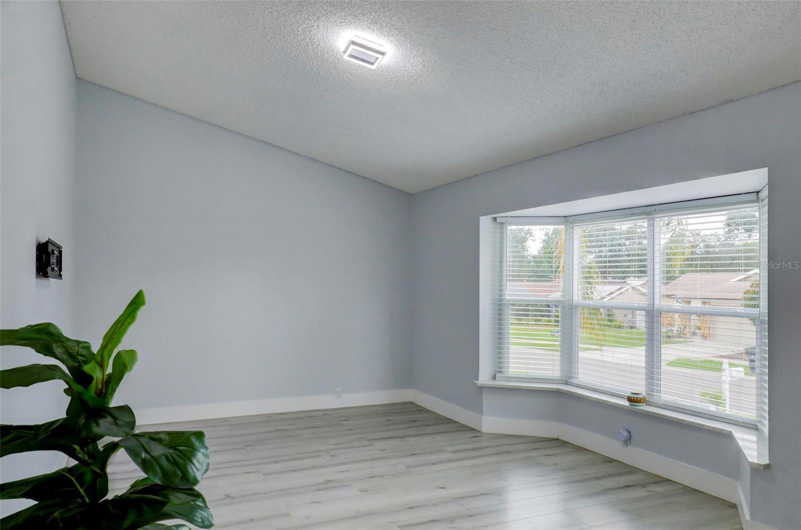 3309 BRIARWOOD LN — photo 3
