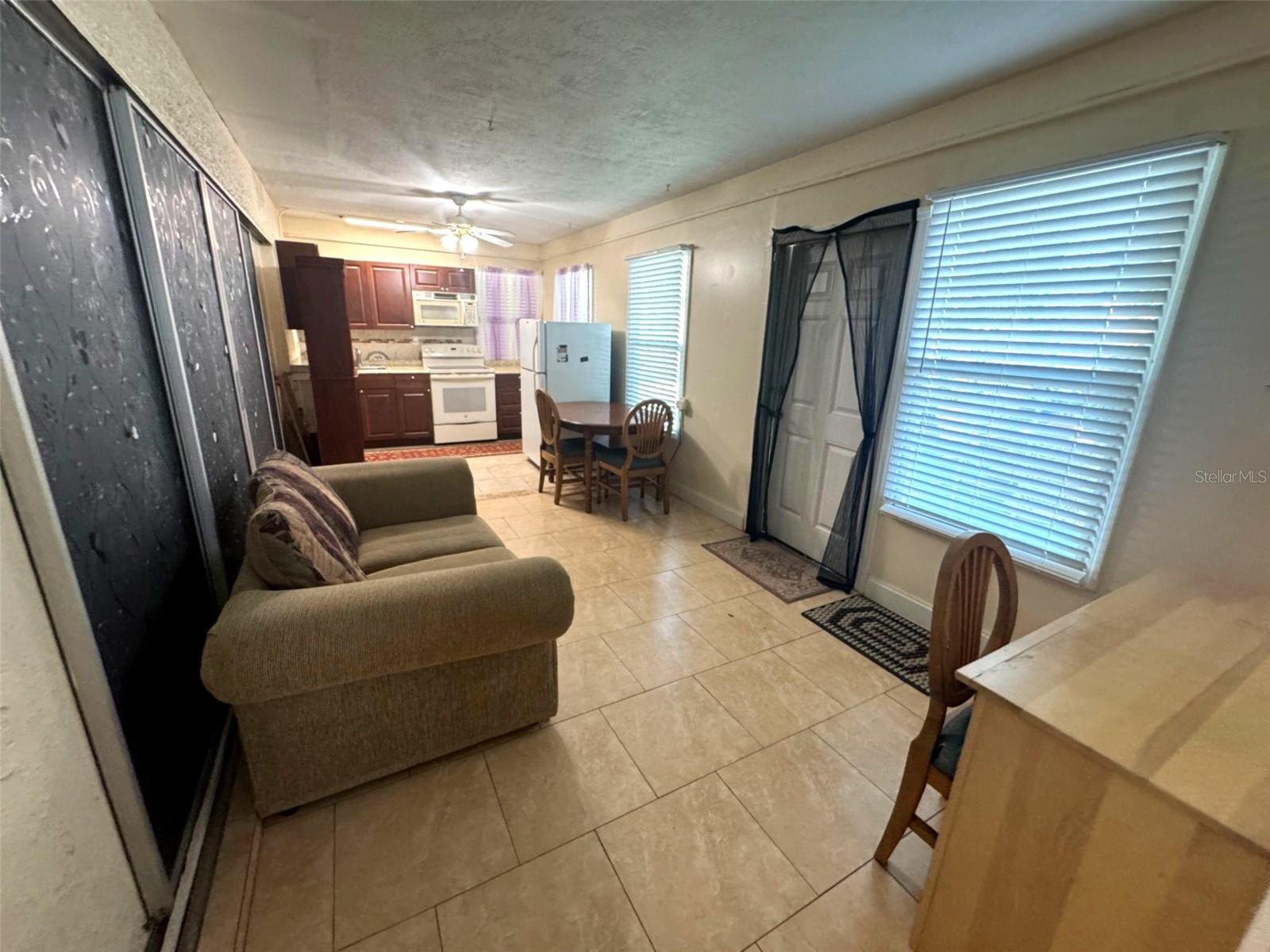3146 CARLOS DR — photo 21