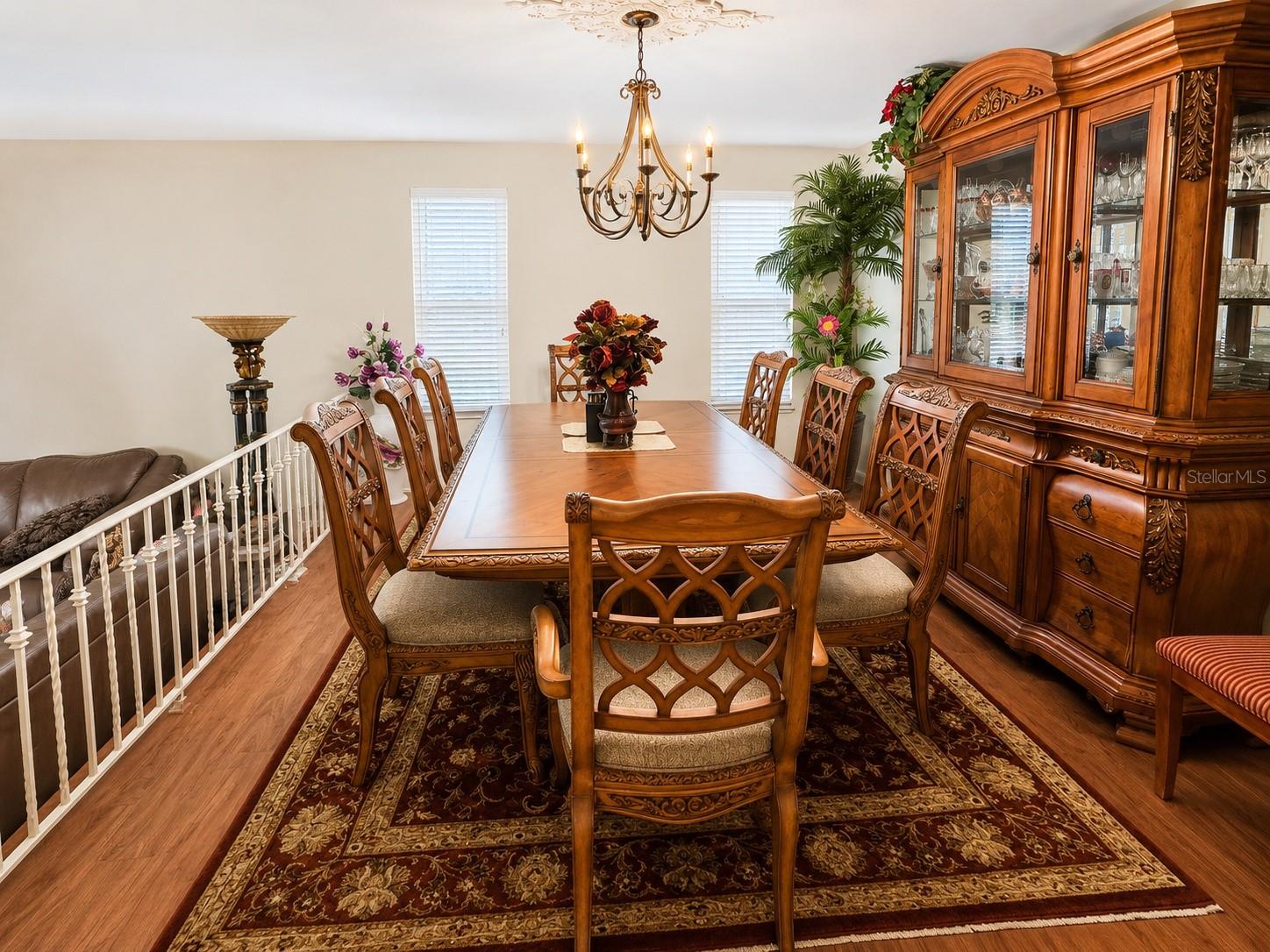 3146 CARLOS DR — photo 8