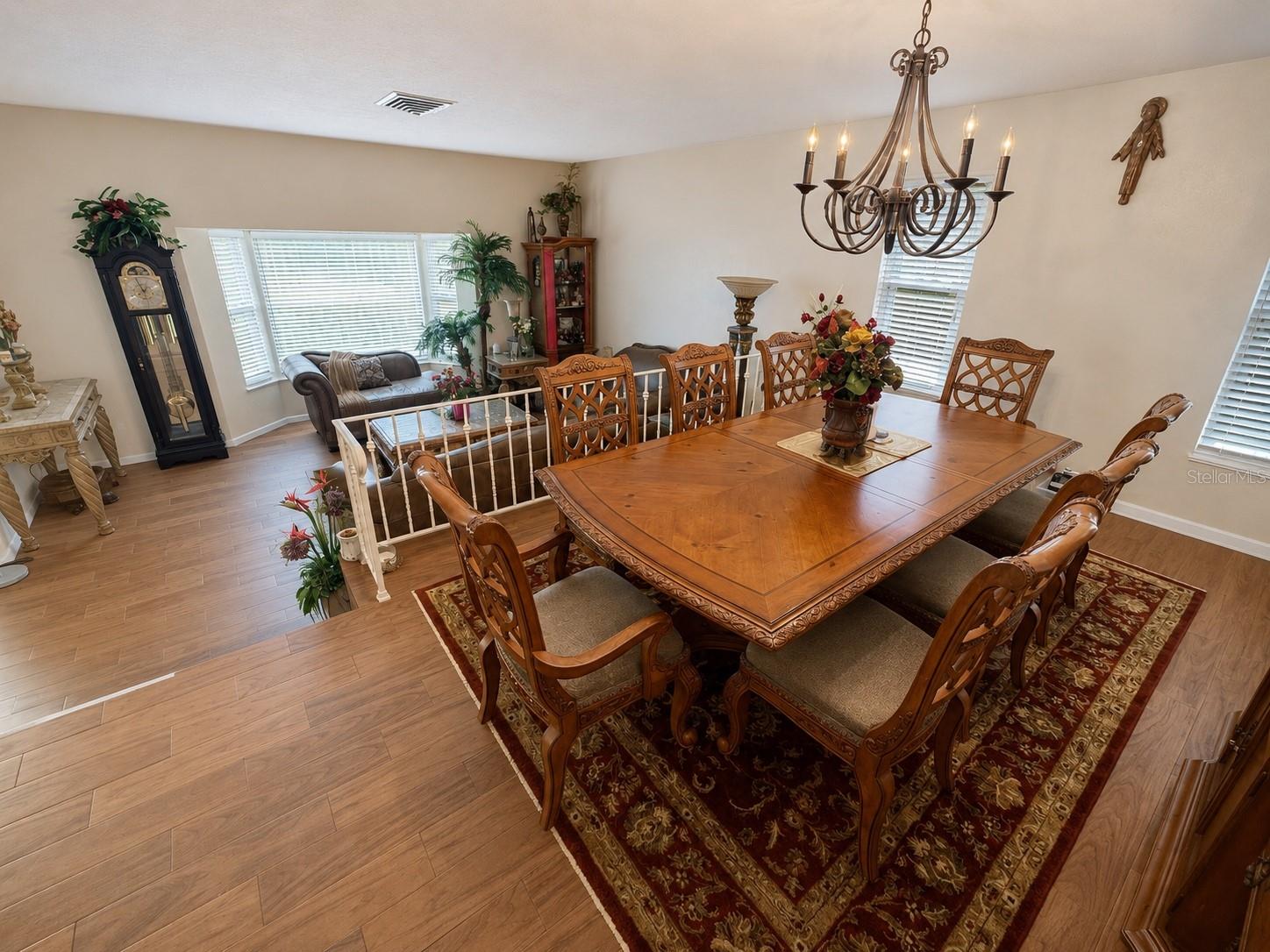 3146 CARLOS DR — photo 7