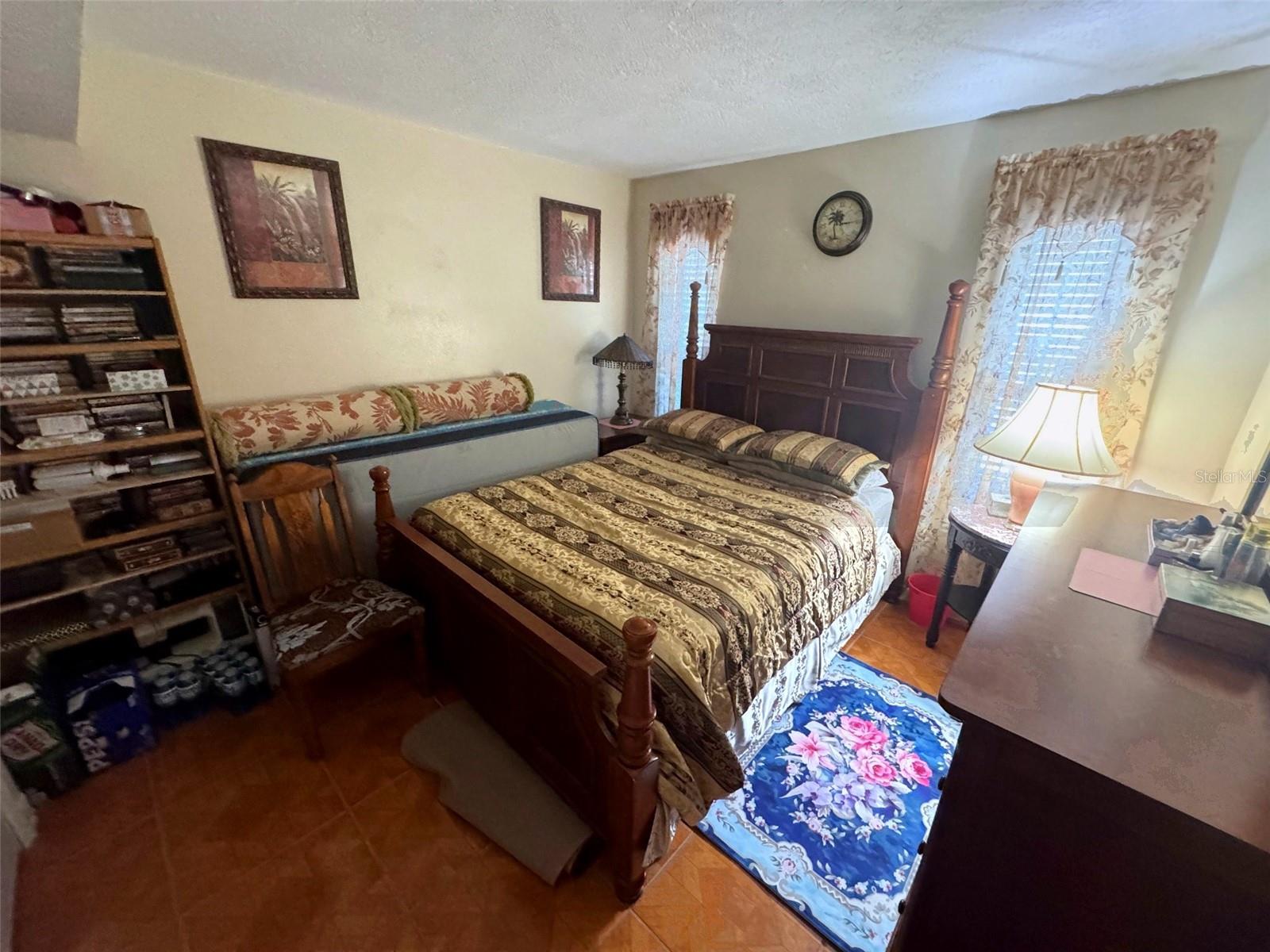 3146 CARLOS DR — photo 12