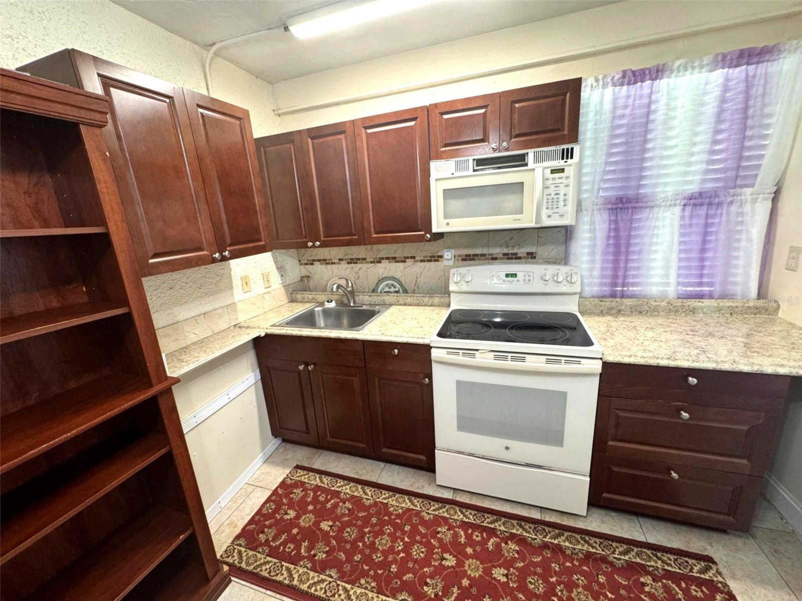 3146 CARLOS DR — photo 22