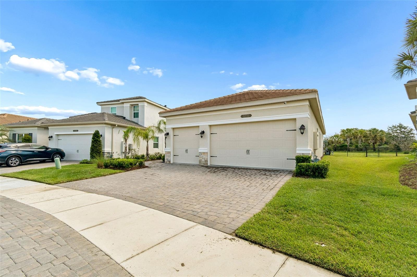 32732 TREE OF LIFE AVE — photo 3