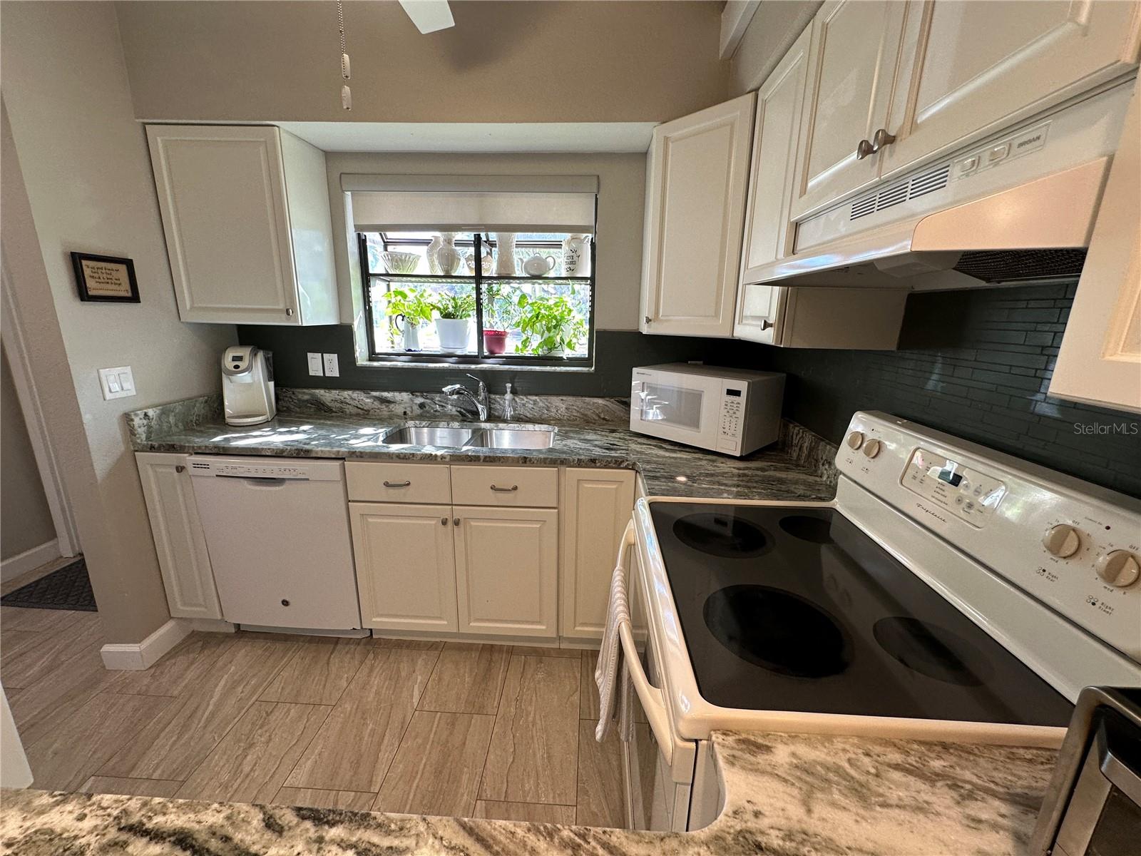 5480 BRASSY LOOP — photo 8