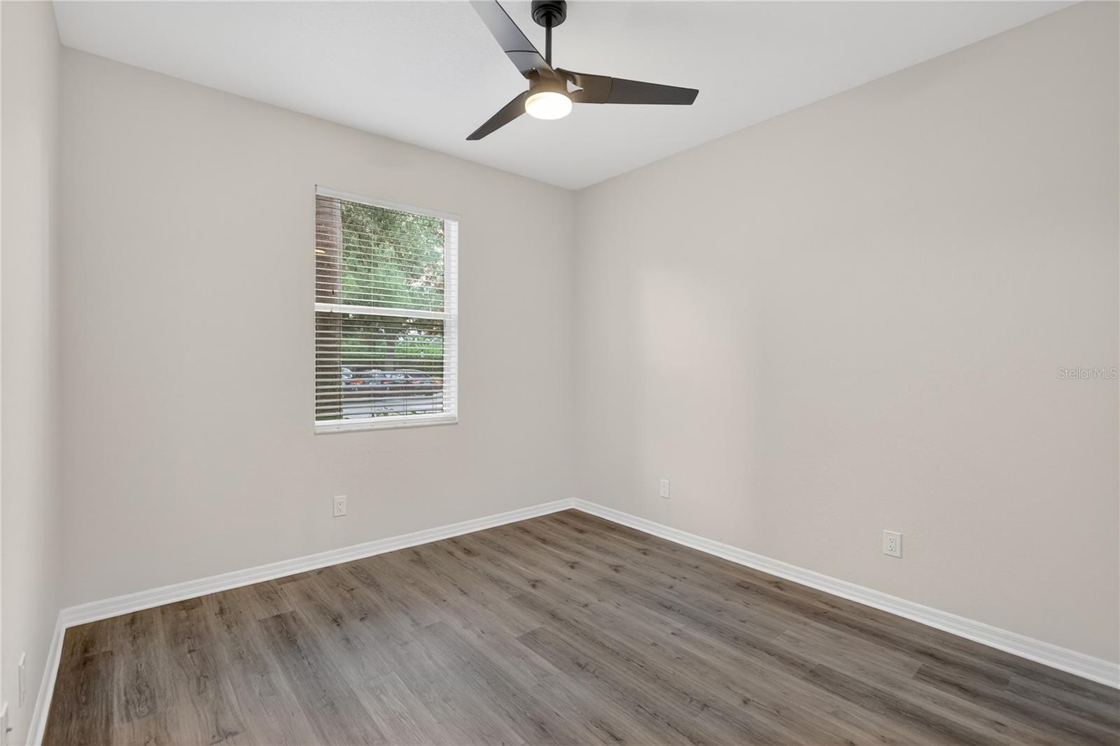 915 FAIRWAYCOVE LN #101 — photo 36