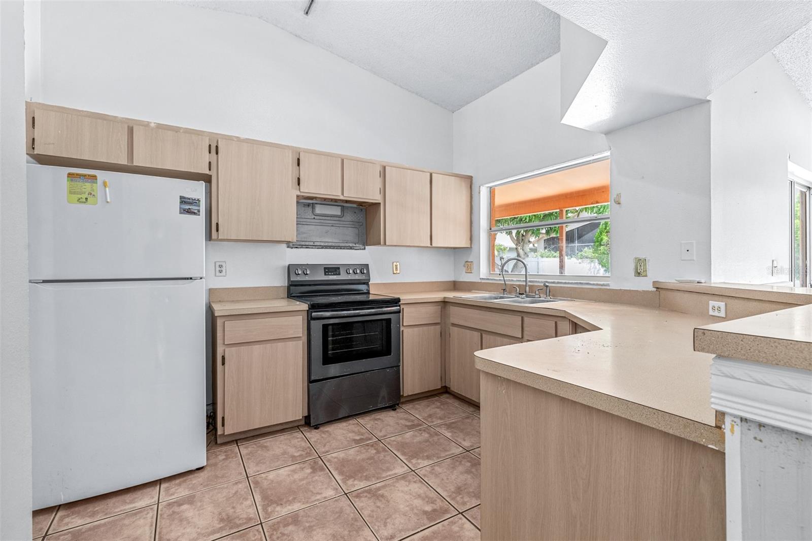2538 COUNTRYSIDE PINES DR — photo 16