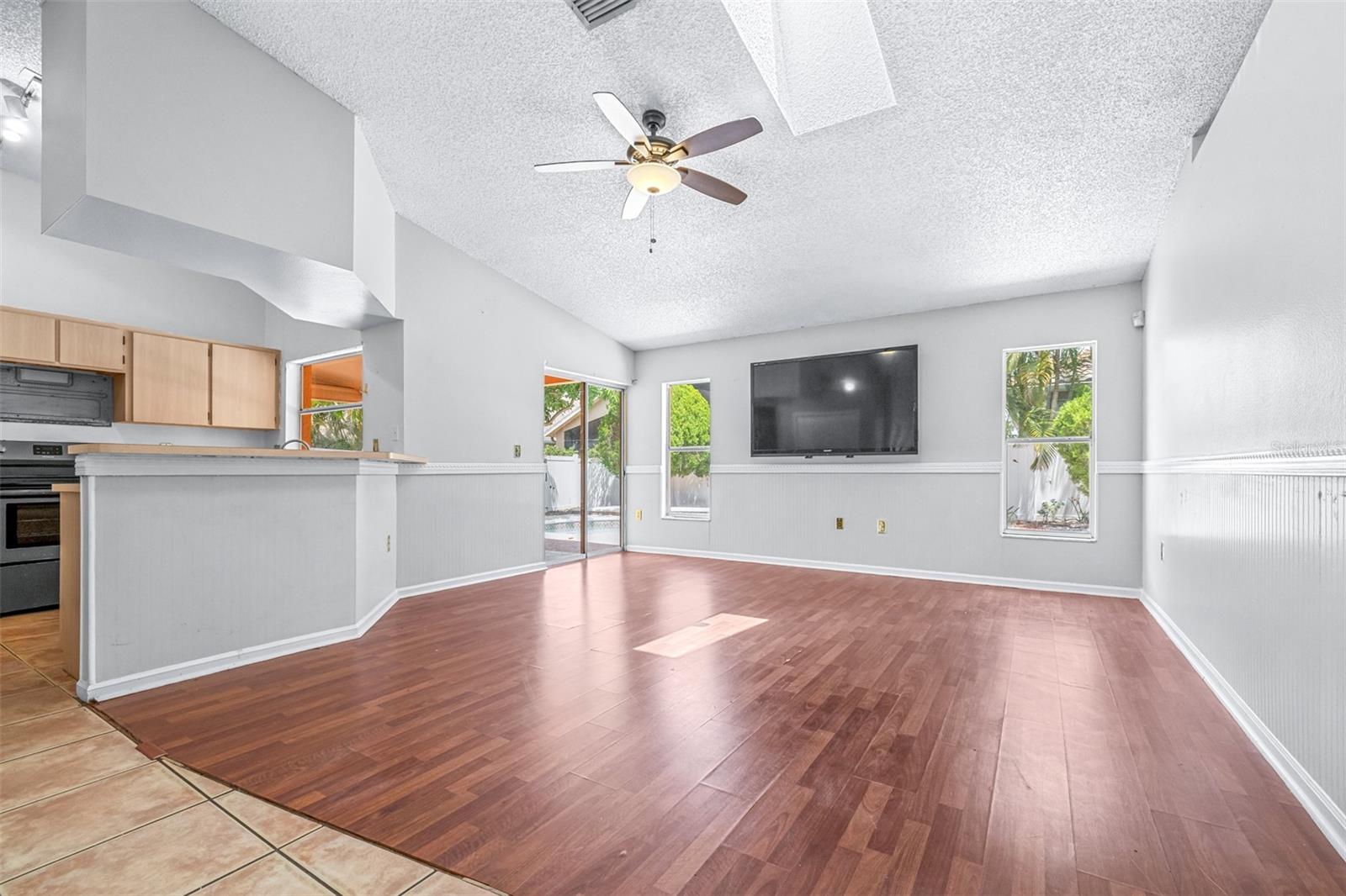 2538 COUNTRYSIDE PINES DR — photo 12