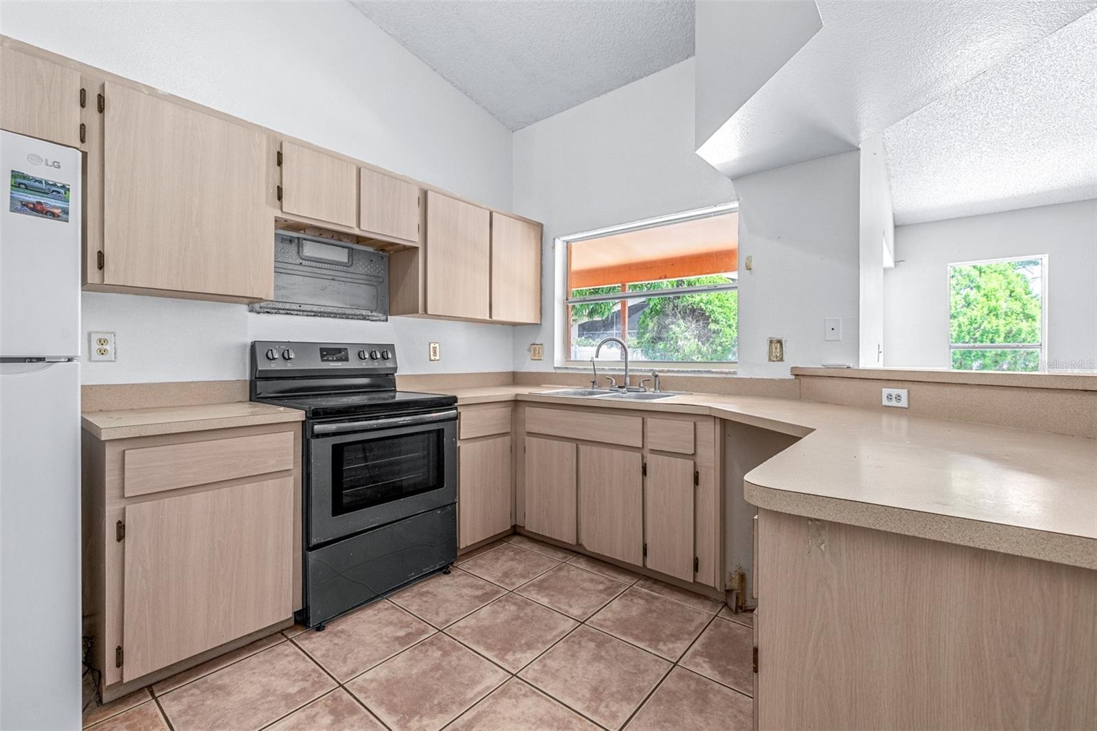 2538 COUNTRYSIDE PINES DR — photo 17