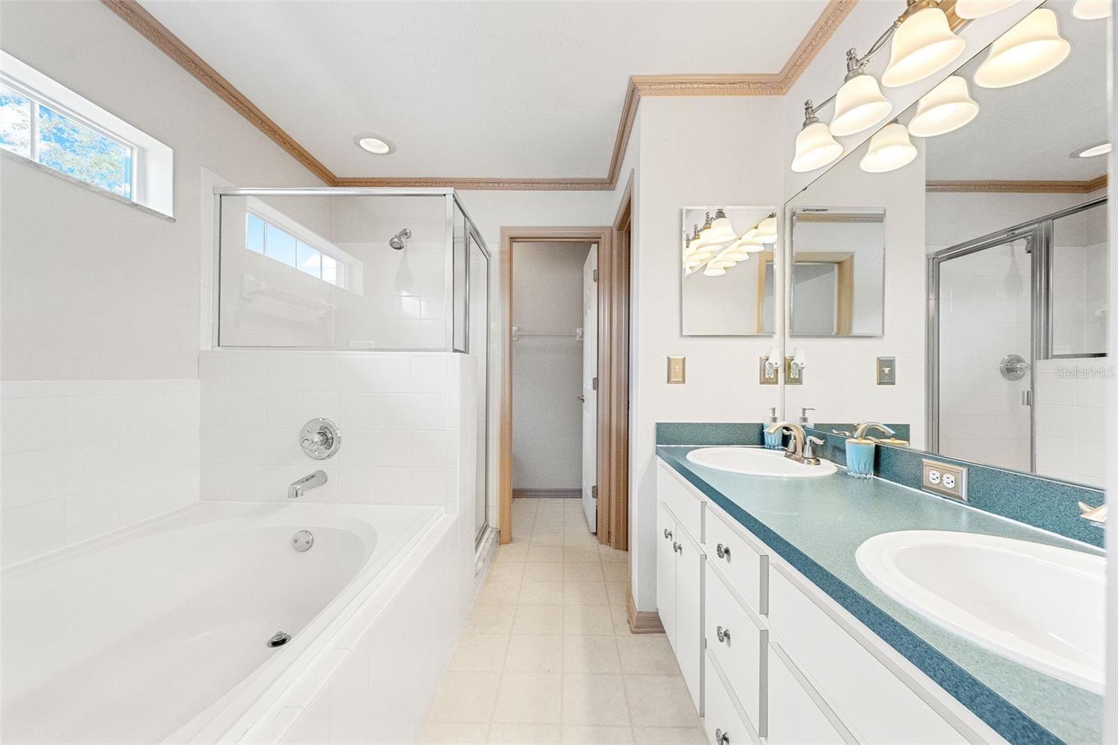 127 WINSTON MANOR CIR — photo 18