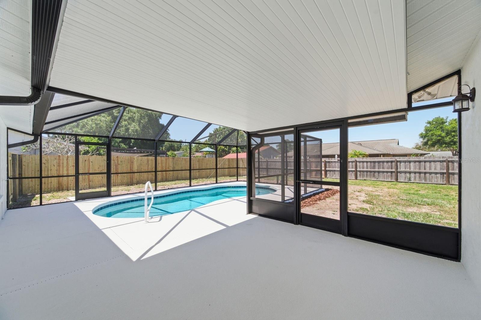 4760 SEVILLE DR — photo 26