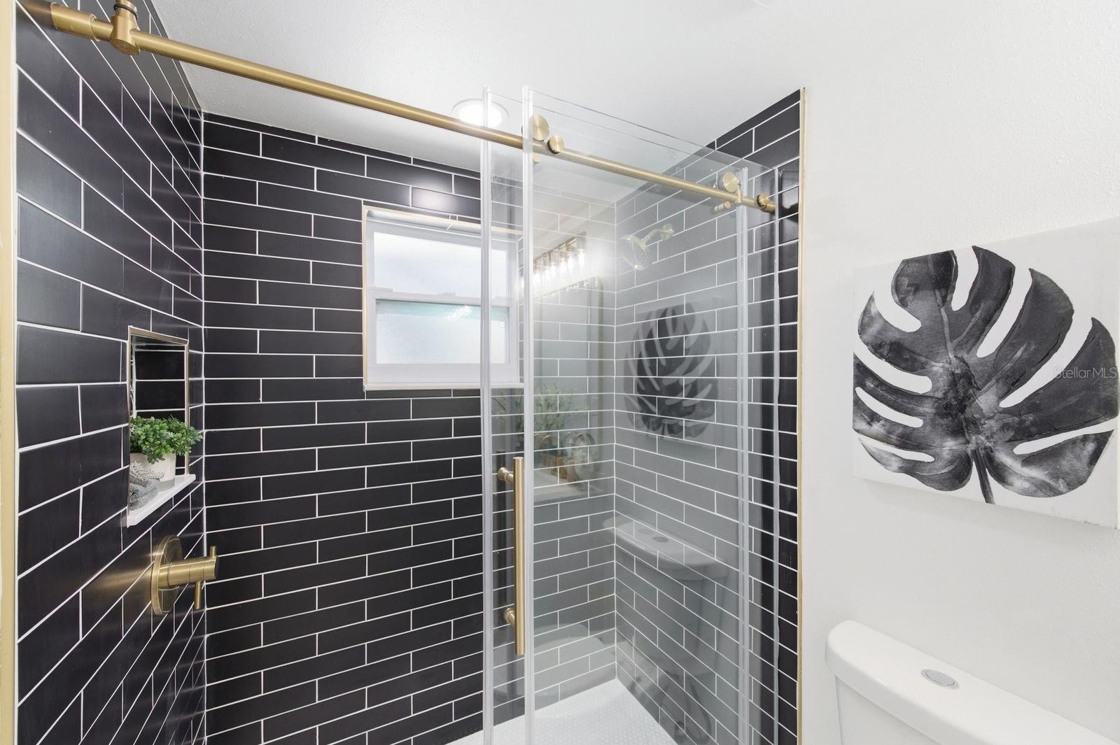 4760 SEVILLE DR — photo 16