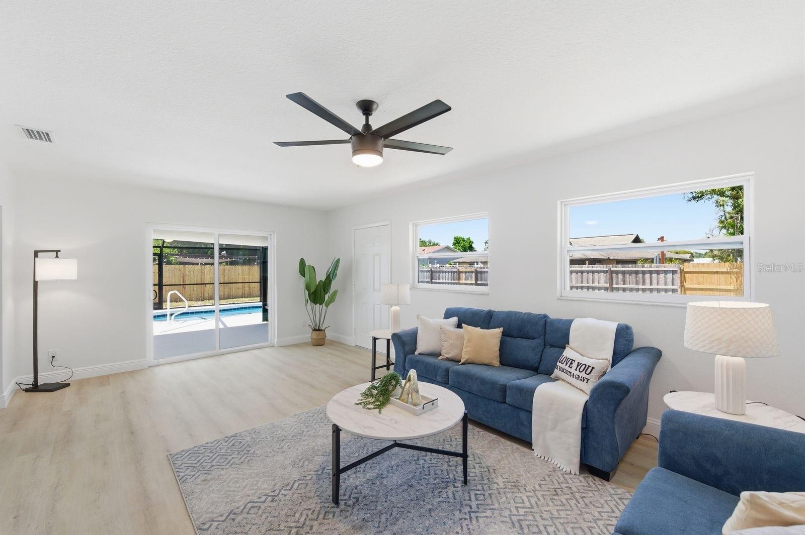 4760 SEVILLE DR — photo 10