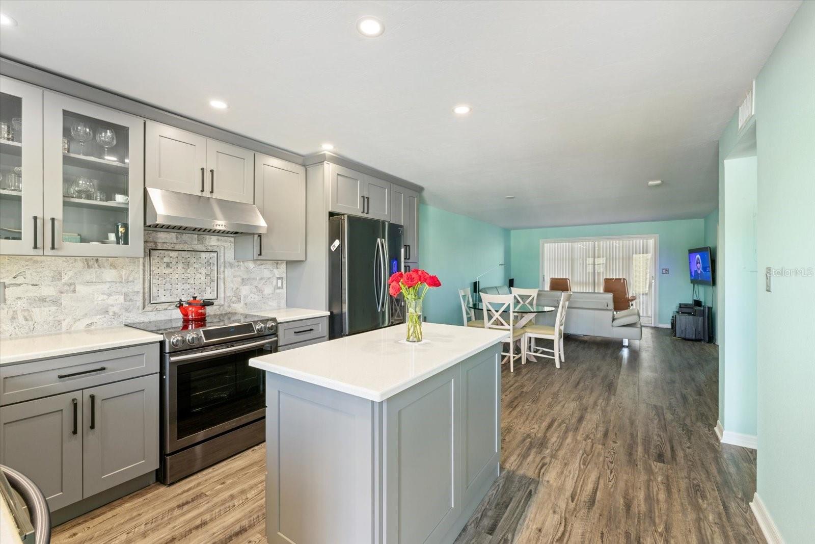 116 VISTA HERMOSA CIR #204C — photo 9
