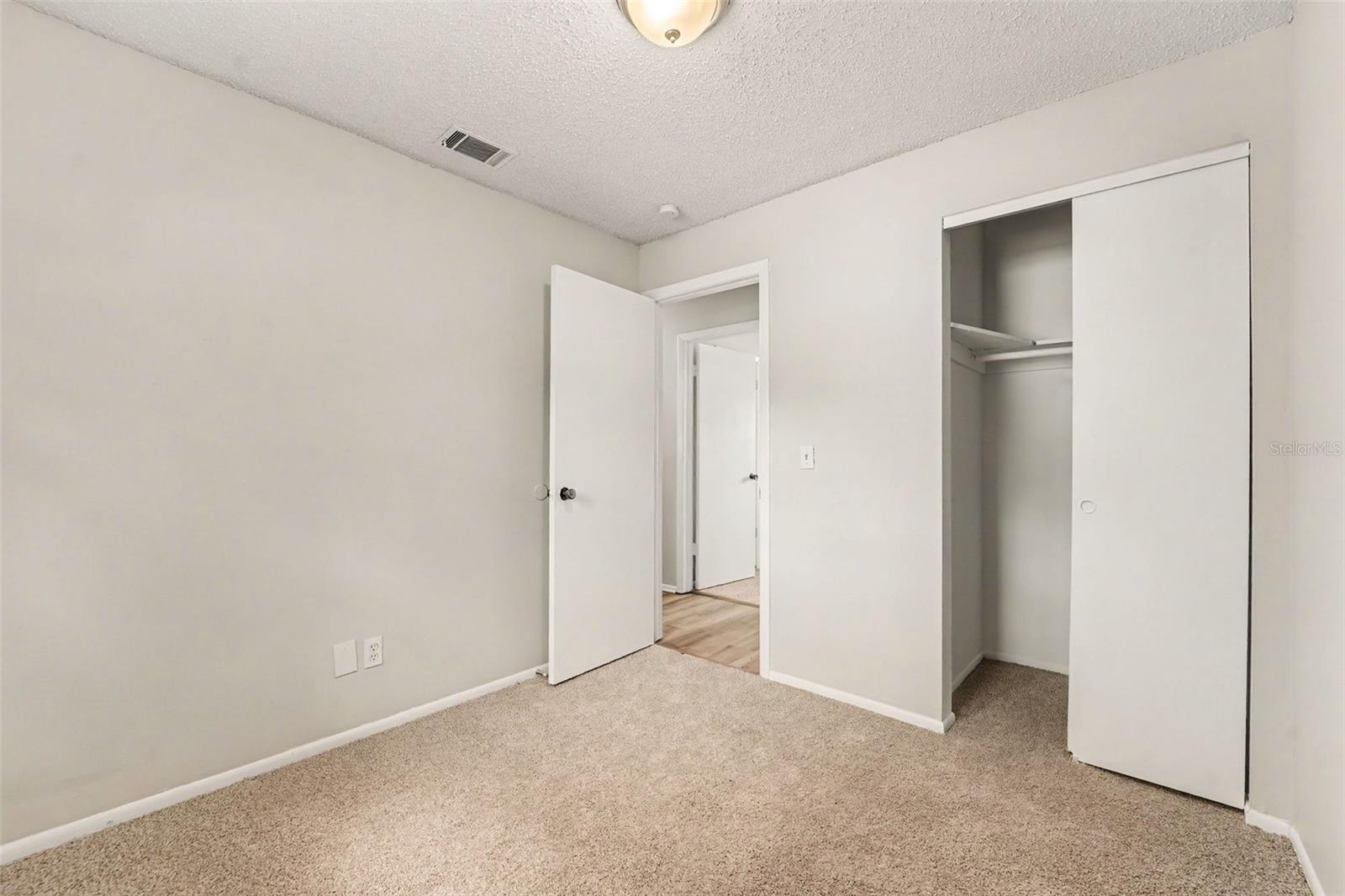 8308 OLEANDER LN — photo 15