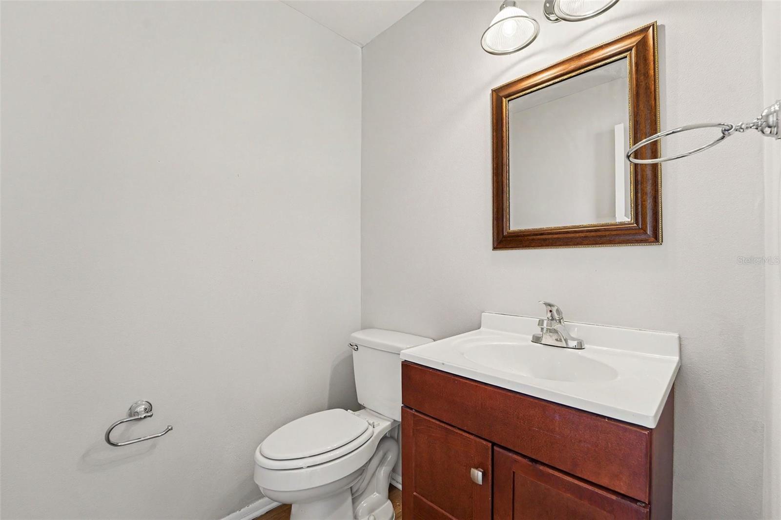 8308 OLEANDER LN — photo 18