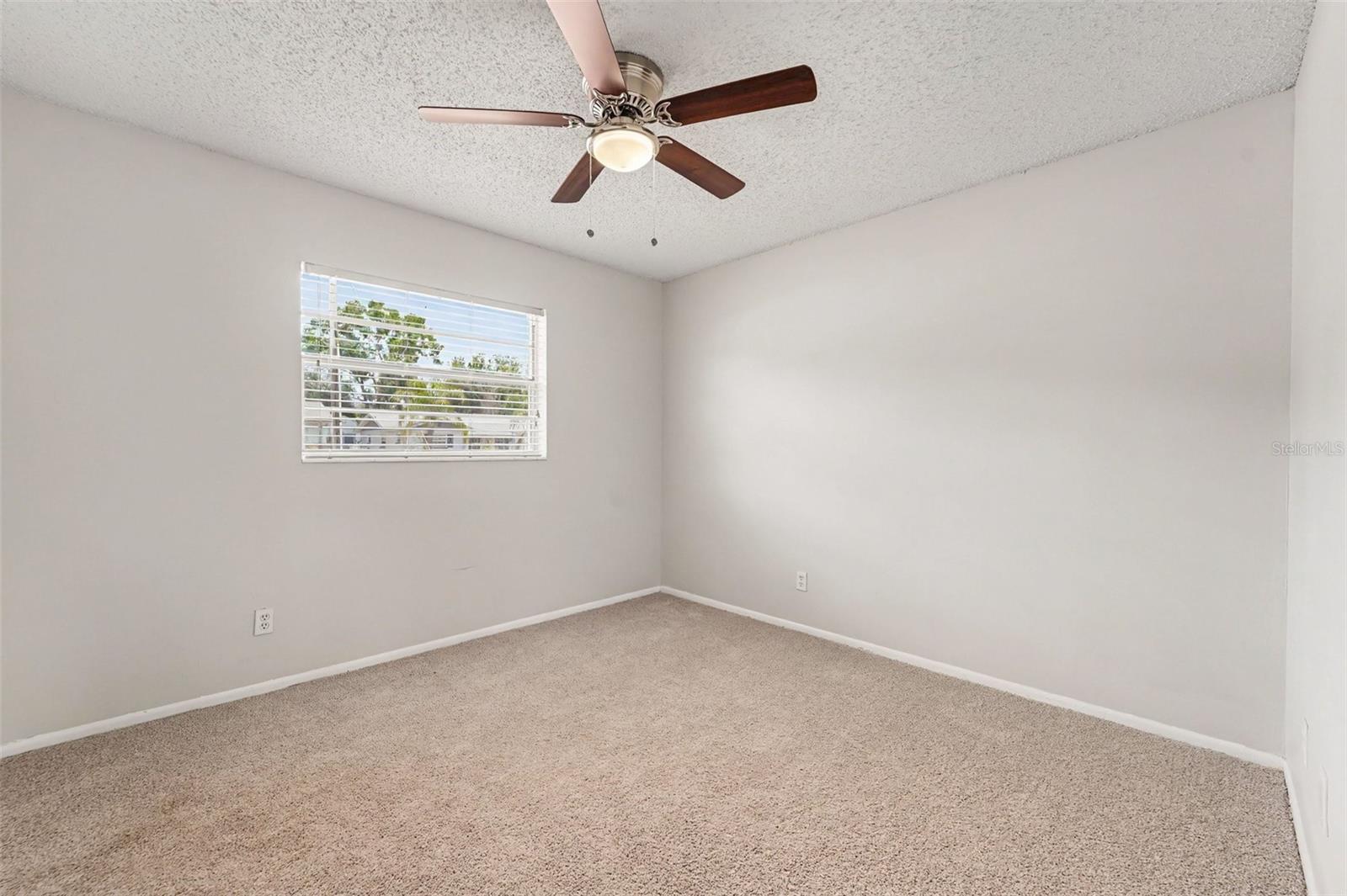 8308 OLEANDER LN — photo 11