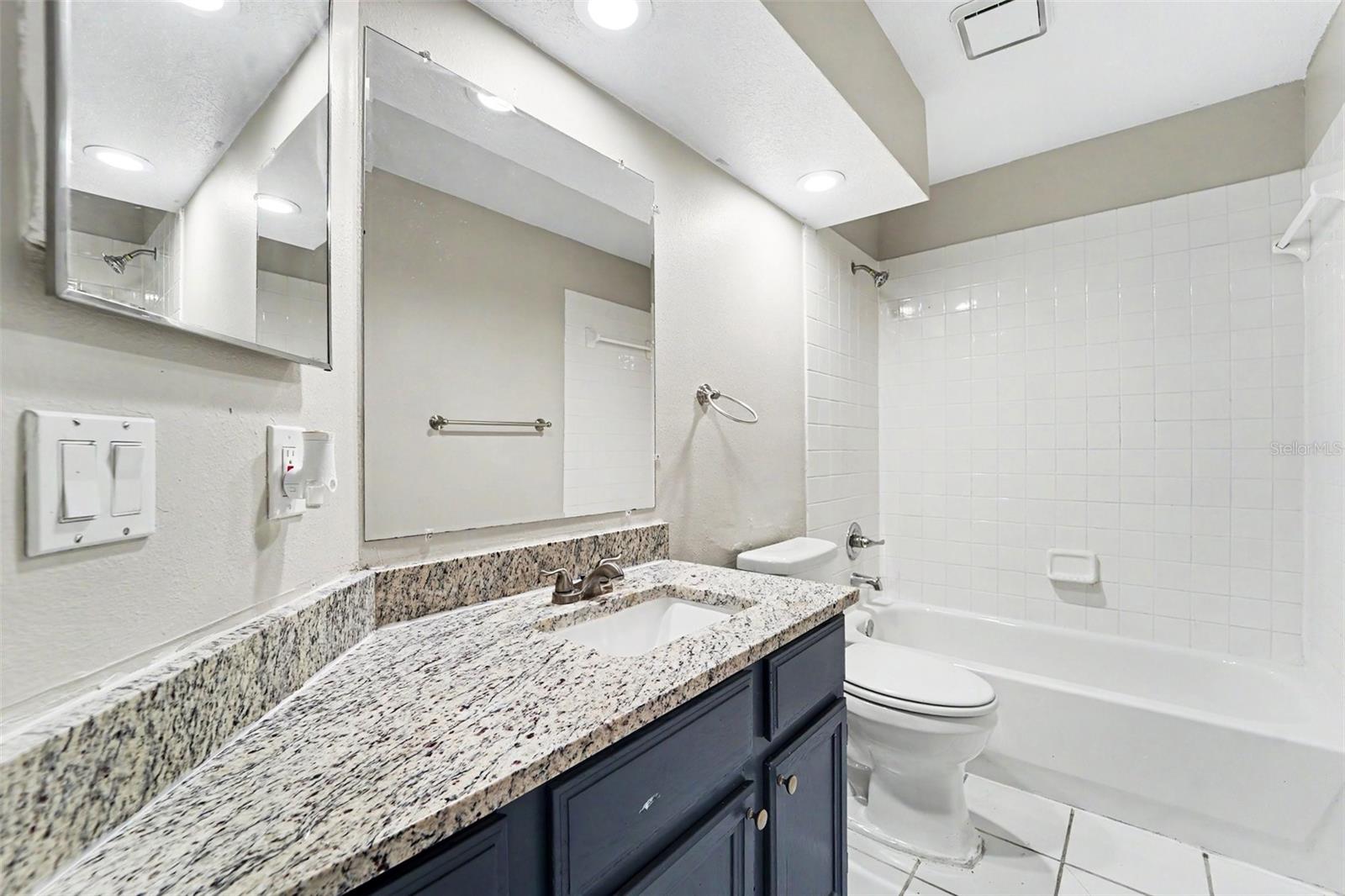 7603 SAVANNAH LN — photo 18