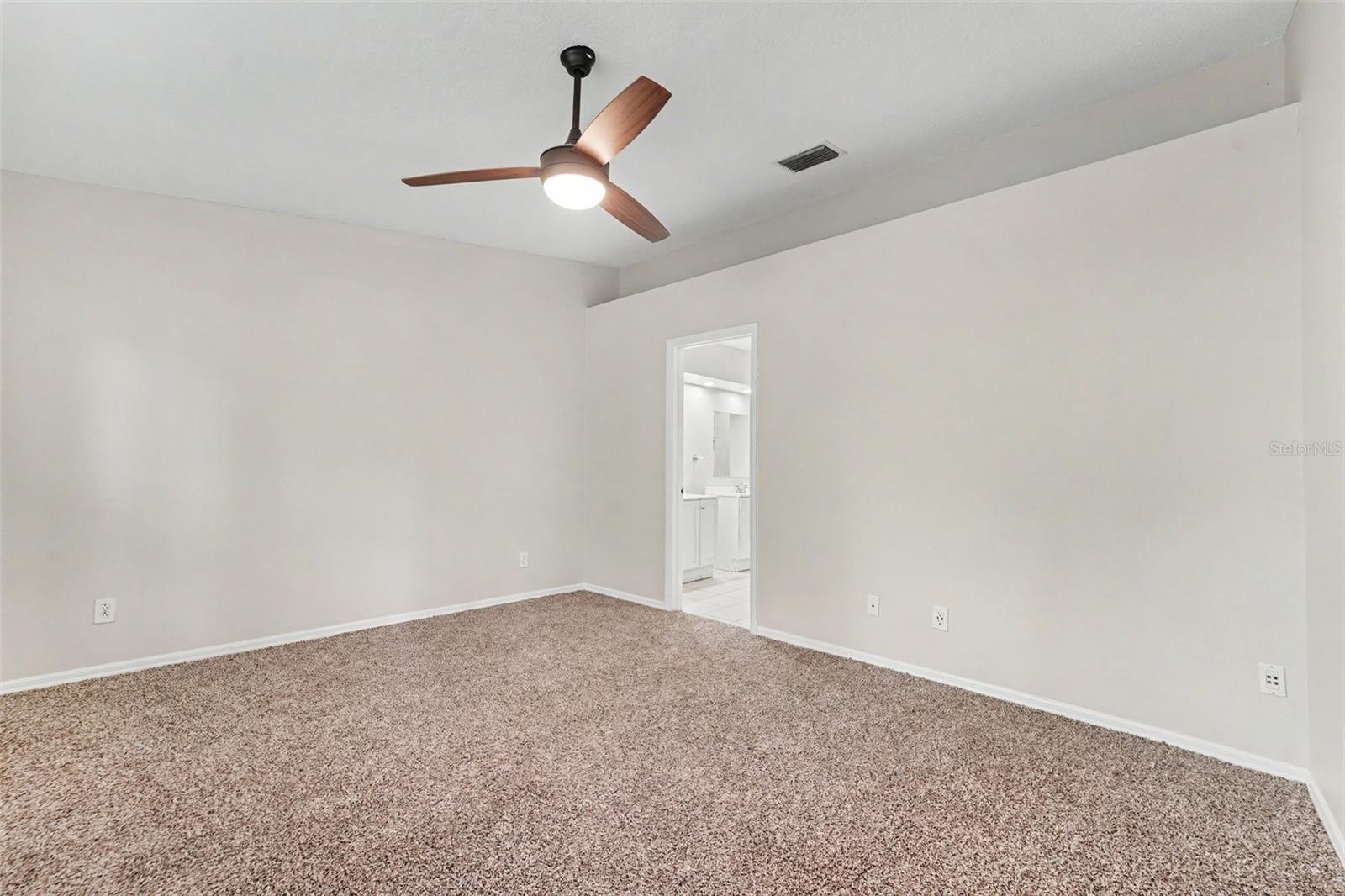 7603 SAVANNAH LN — photo 13