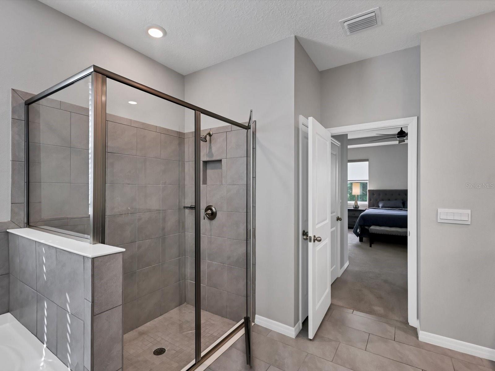 17605 CANTARINA CV — photo 22