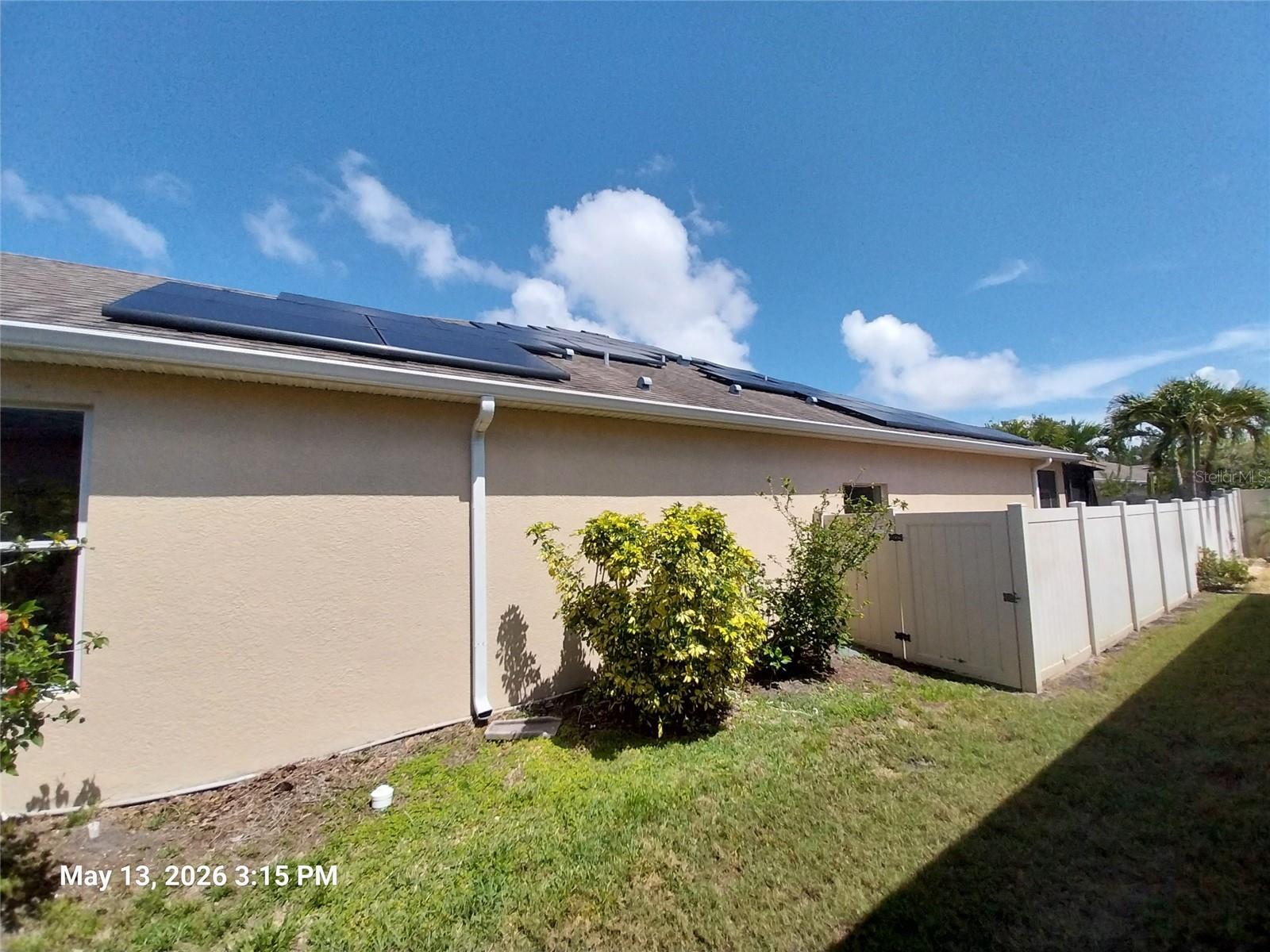 2228 PARROT FISH DR — photo 24