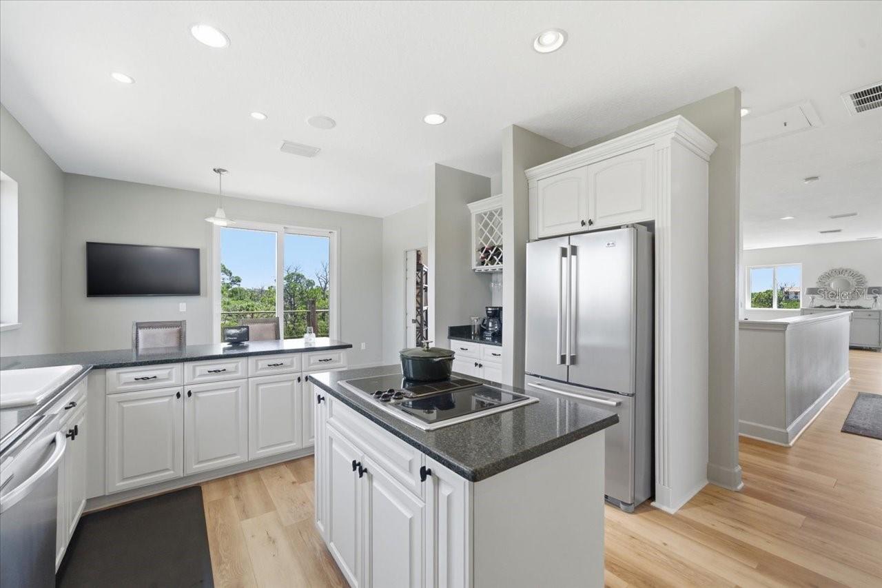1130 S FLORIDA AVE — photo 30