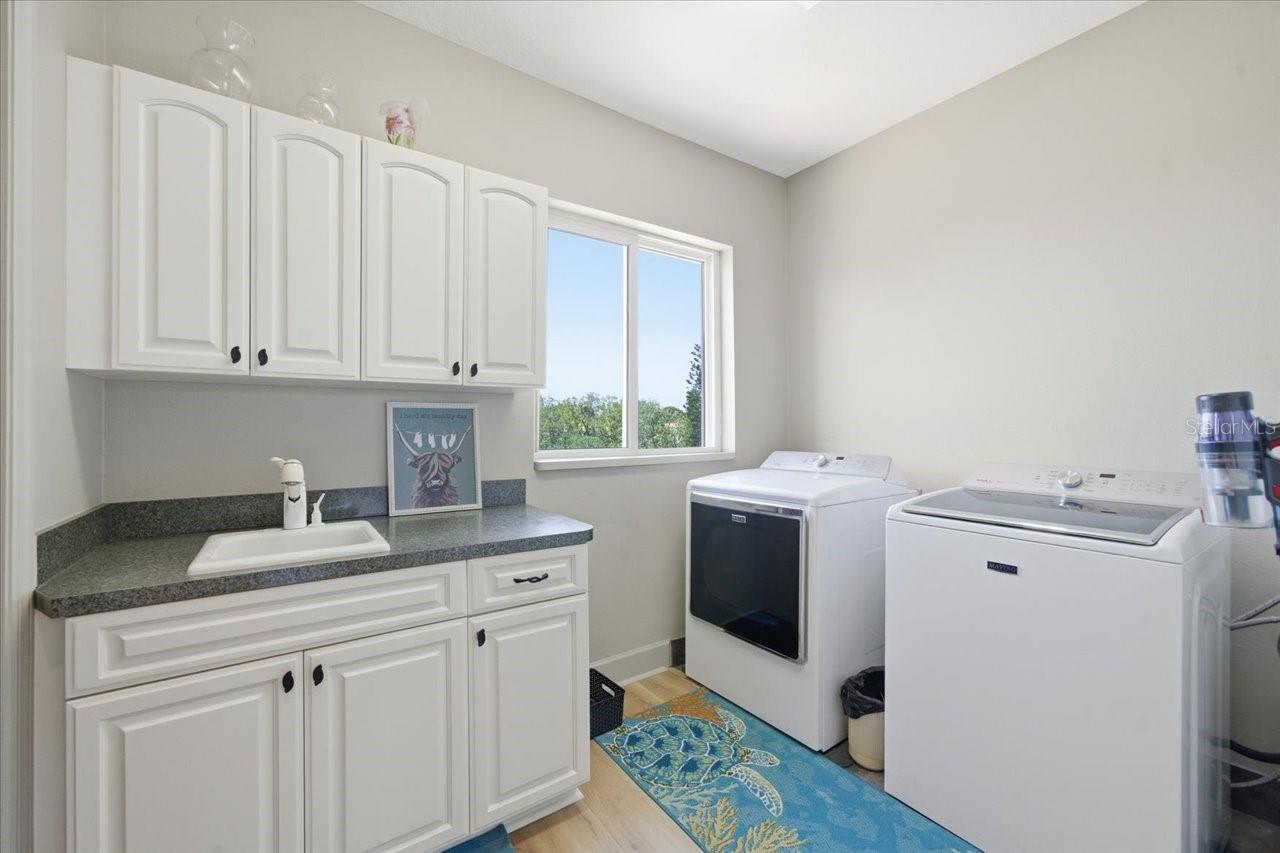 1130 S FLORIDA AVE — photo 38