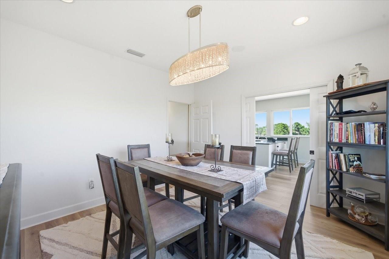 1130 S FLORIDA AVE — photo 42