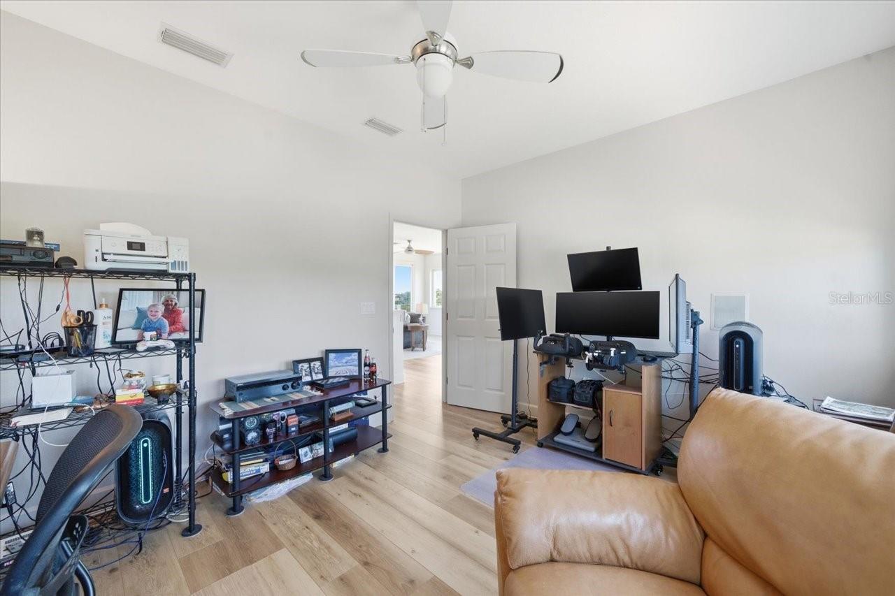 1130 S FLORIDA AVE — photo 46