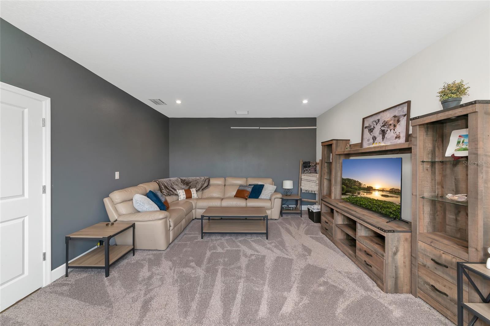 8366 VELDA TRL — photo 36