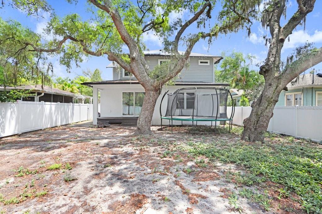 920 E SHADOWLAWN AVE — photo 28