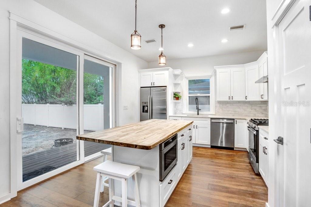 920 E SHADOWLAWN AVE — photo 13