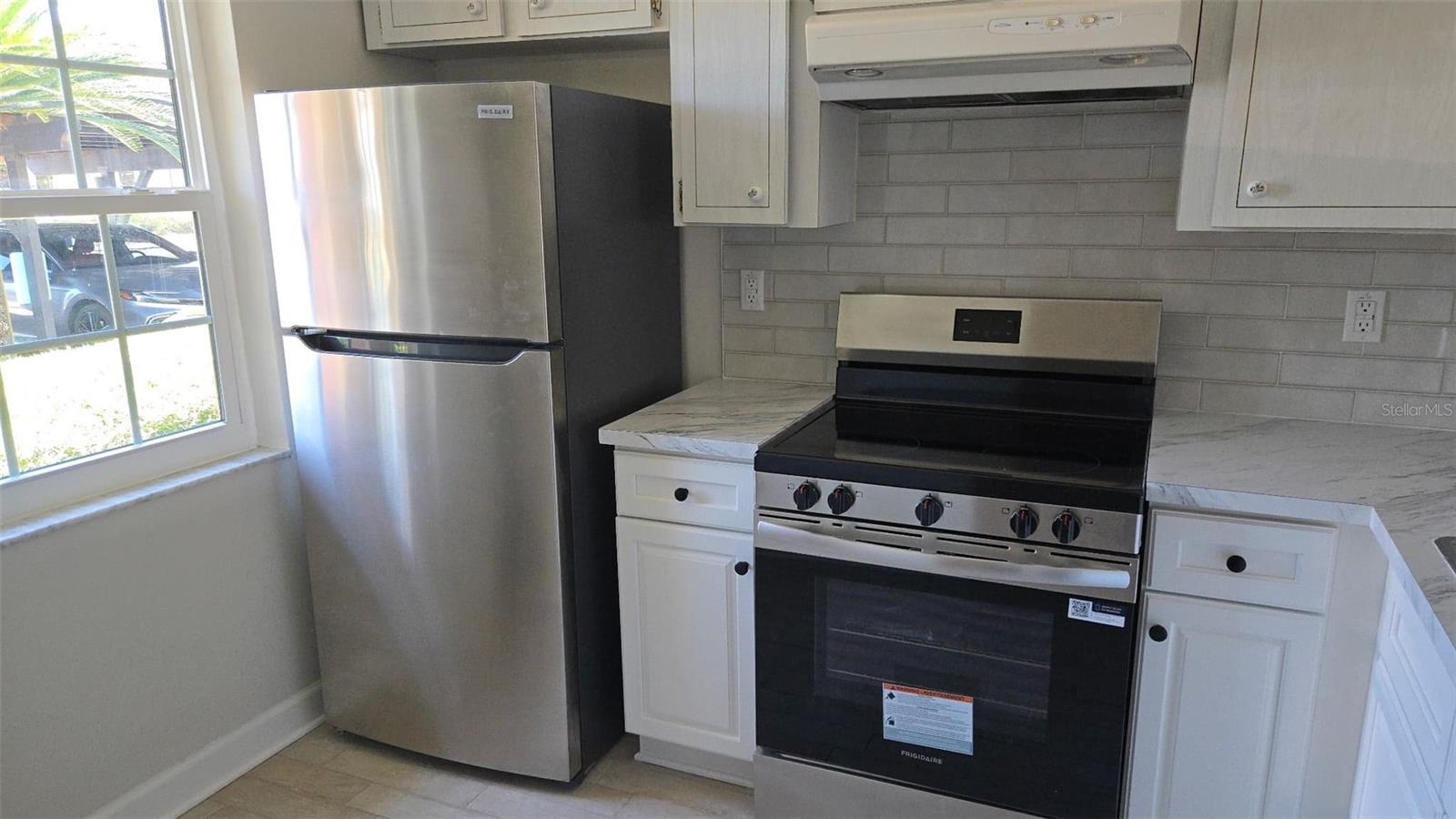 4249 STRATFORD DR #4249 — photo 5
