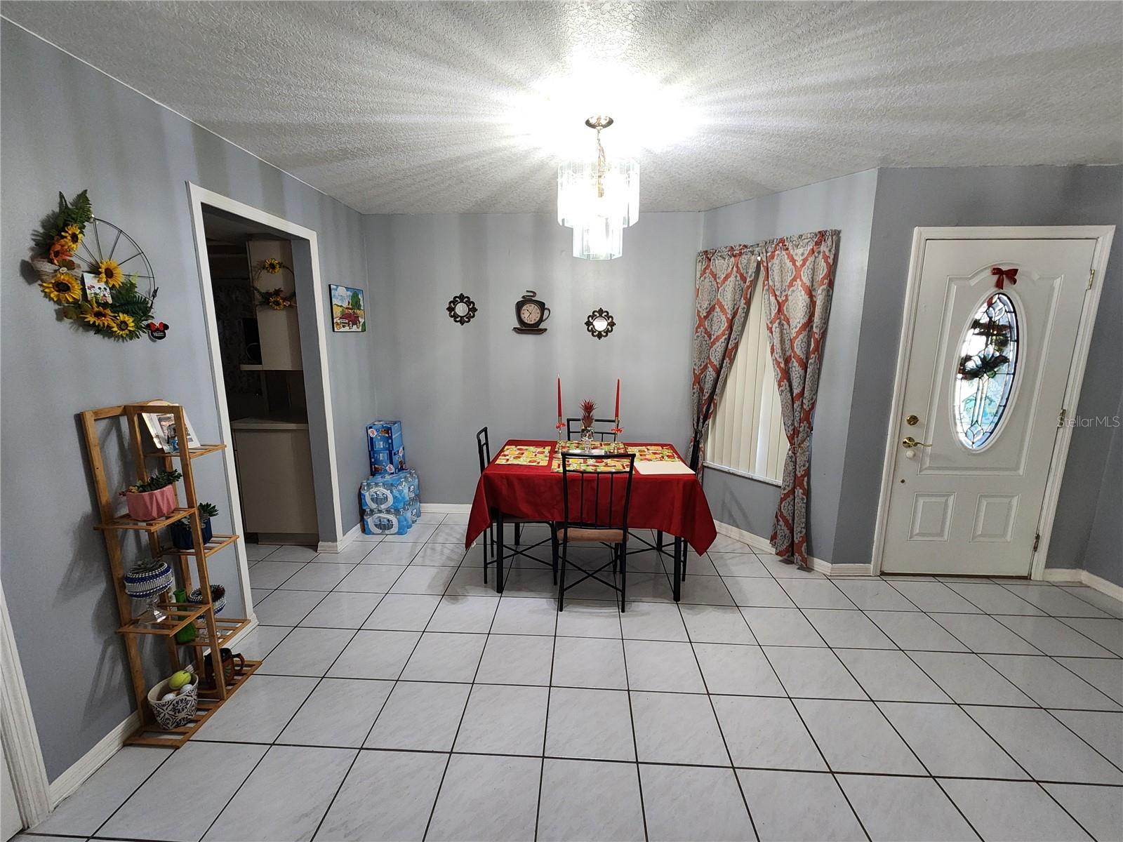 2814 WILDER PARK DR — photo 4
