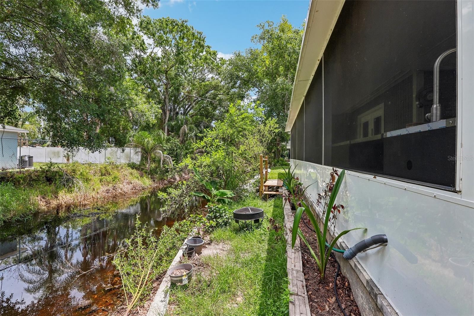 4001 BAINWOOD CT — photo 34