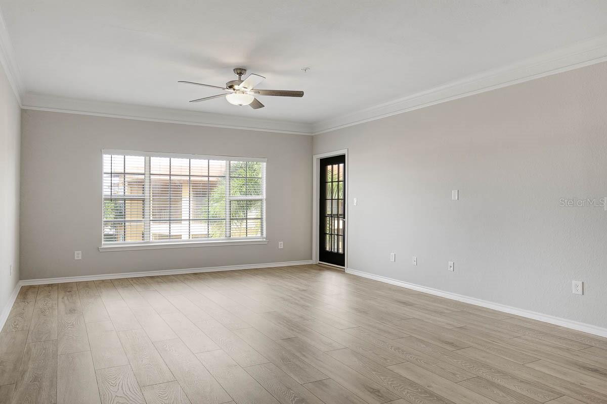 4311 BAYSIDE VILLAGE DR #303 — photo 4
